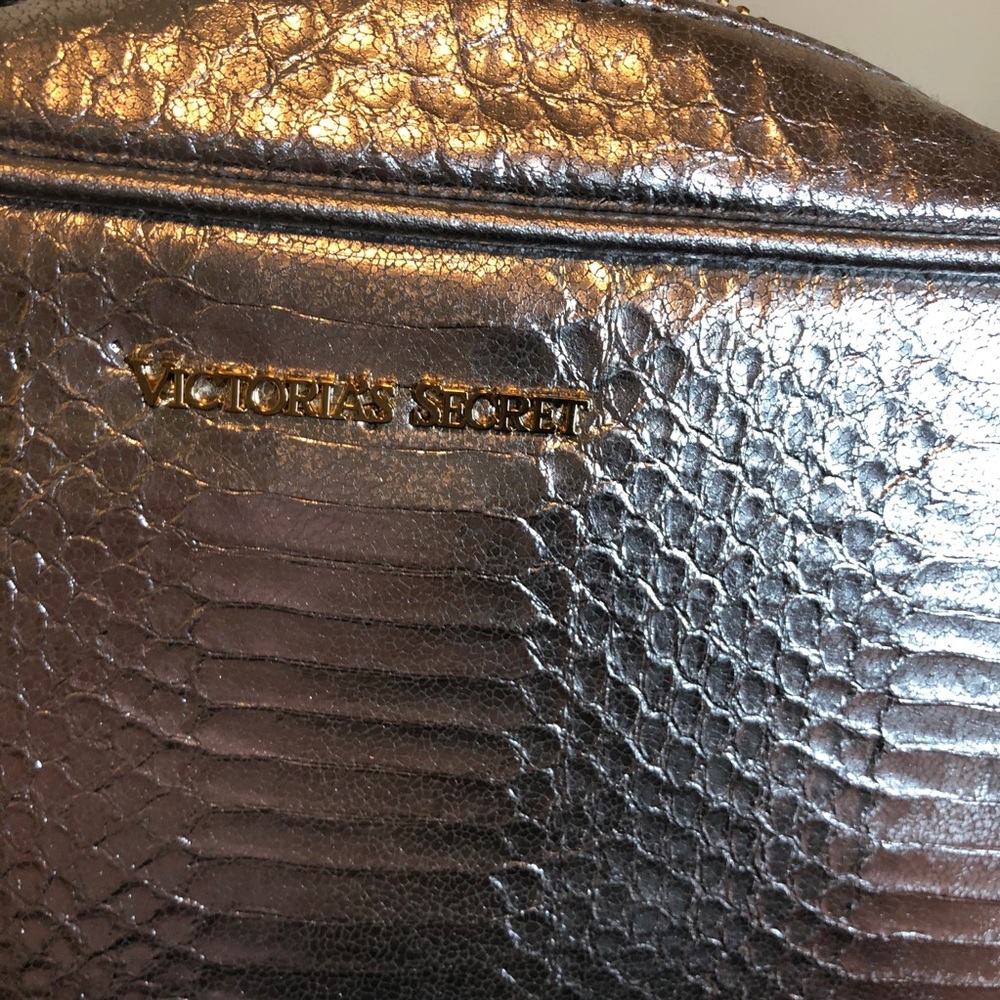Victoria’s Secret Chain Purse - Picture 6 of 16